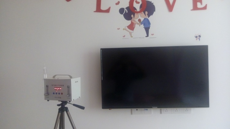 东台环保网给金水湾新婚夫妇进行婚房甲醛检测